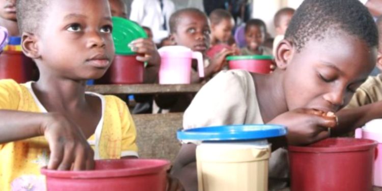 Les Etats-Unis soutiennent les cantines scolaires au Togo