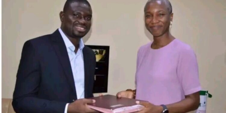 BENIN/SRTB : Angela Aquereburu a pris fonction